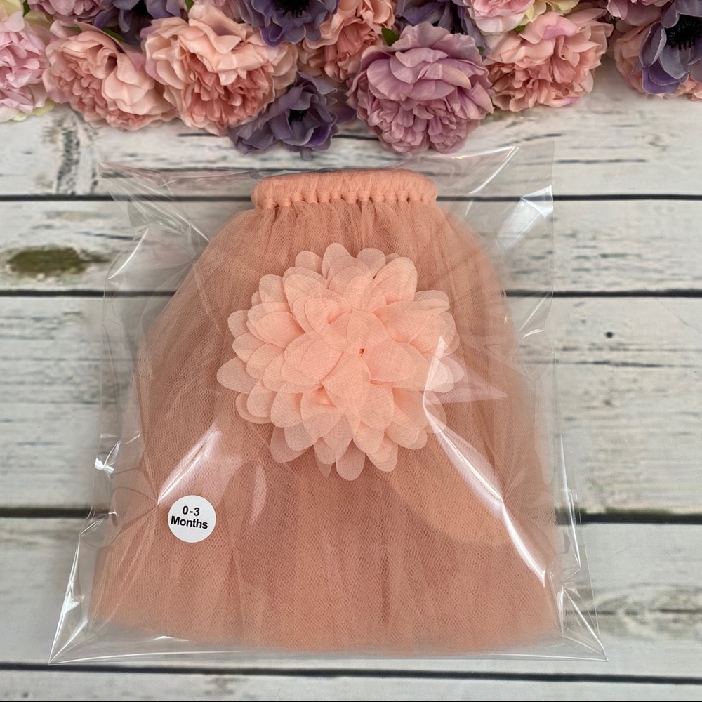 Newborn Peach Tutu and Headband Photography Prop - Picture 7 of 7